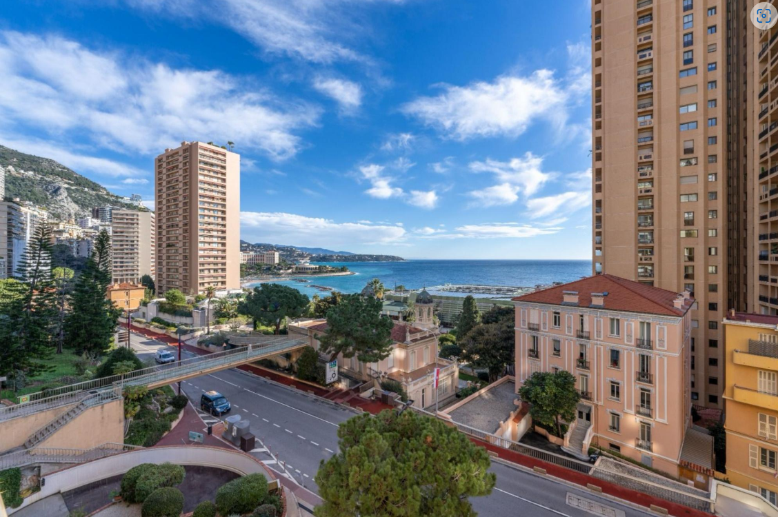 Apartment in Monaco, Monaco, 91 m² - picture 1