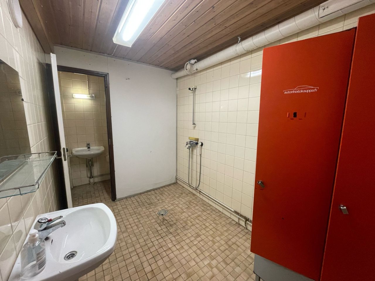 Commercial property in Helsinki, Finland, 400 m² - picture 9