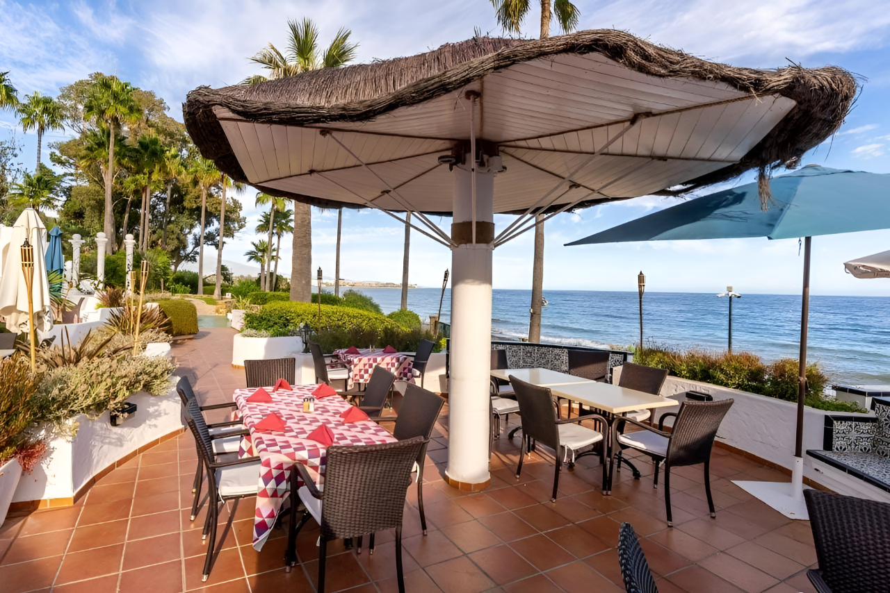 Flat in Estepona, Spain, 117 m² - picture 8