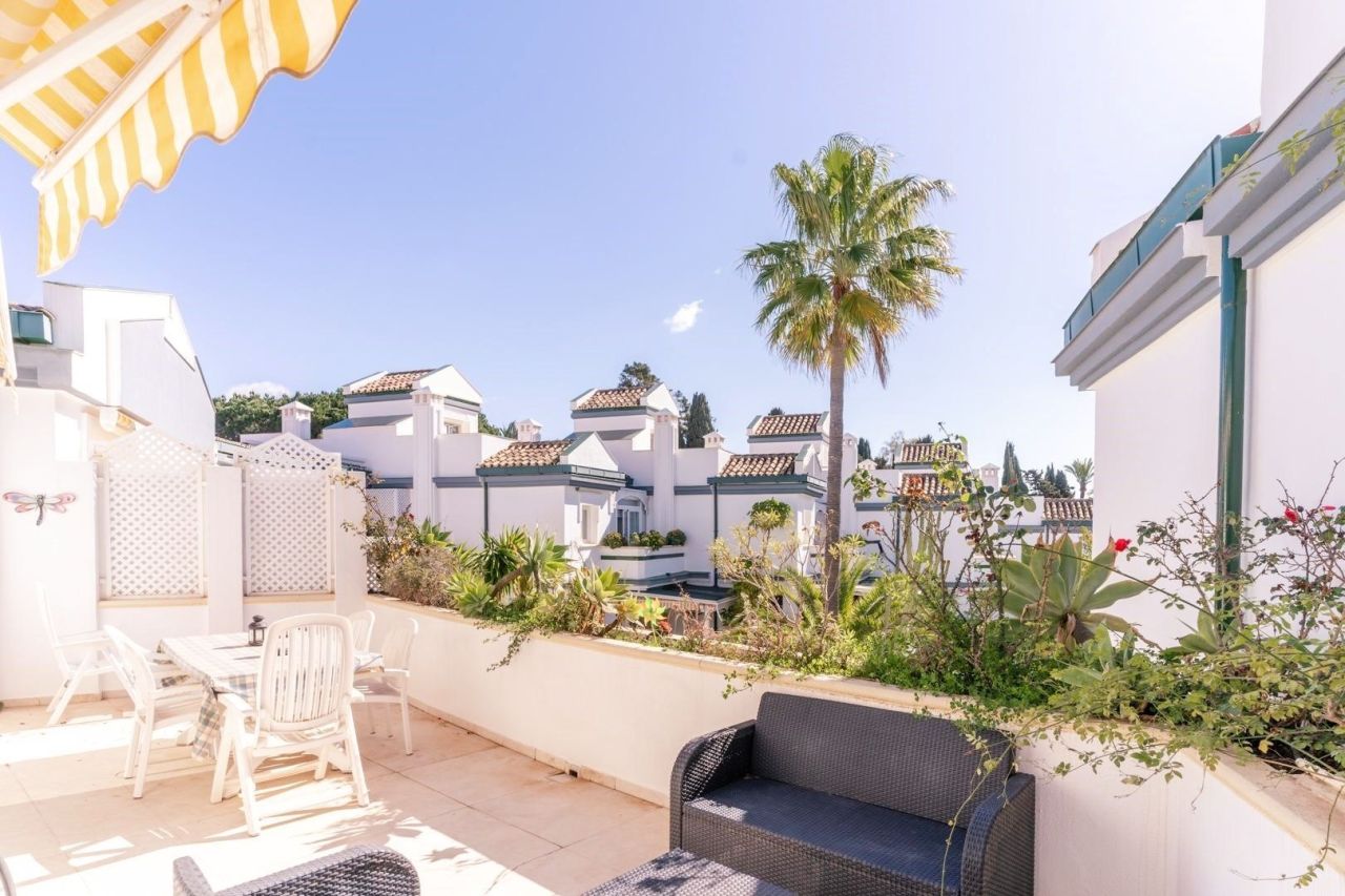 Flat in Estepona, Spain, 117 m² - picture 18