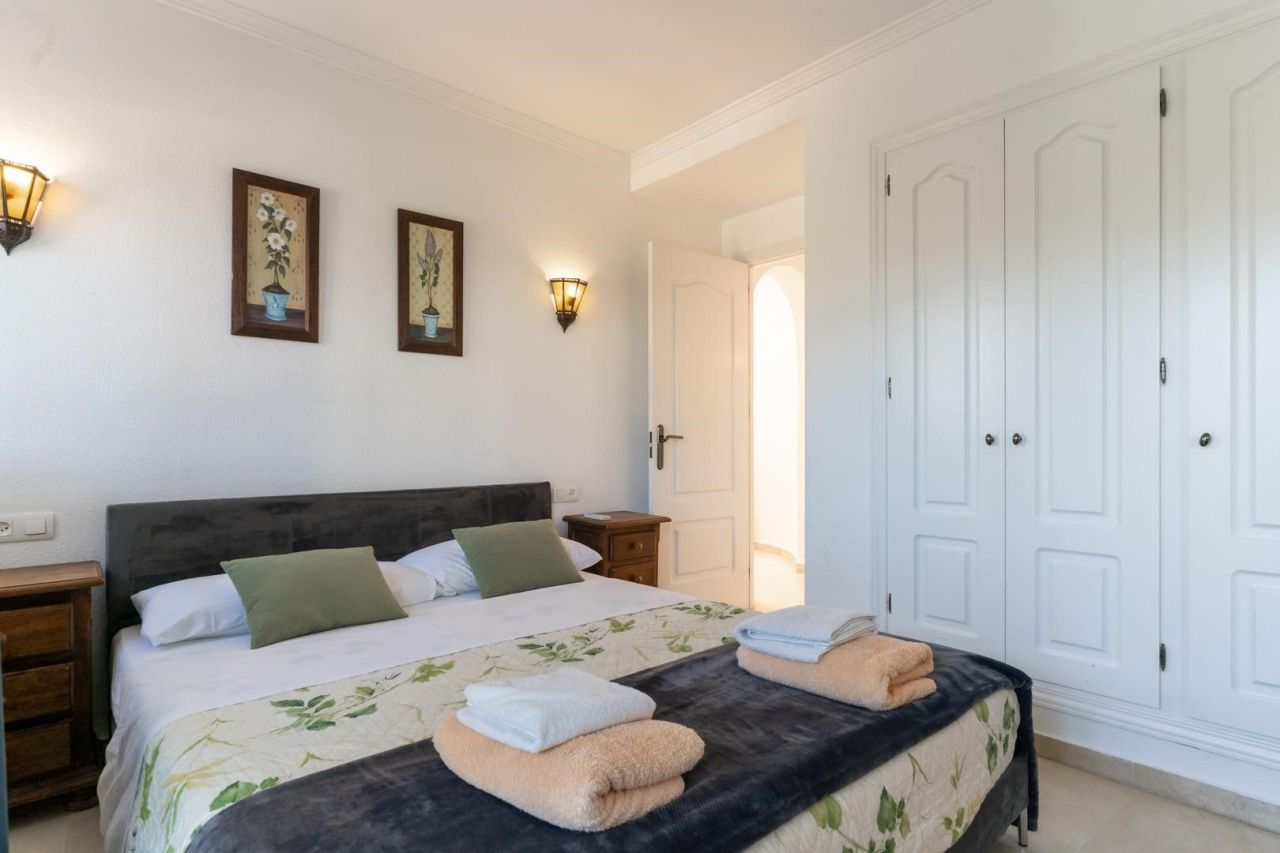 Flat in Estepona, Spain, 117 m² - picture 13