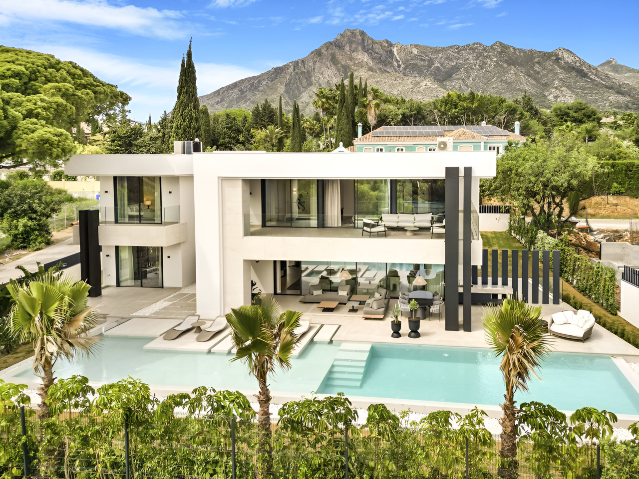 Villa in Marbella, Spanien, 813 m² - Foto 1