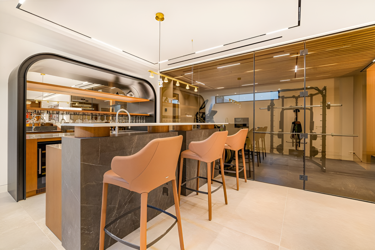 Villa in Marbella, Spain, 813 m² - picture 17