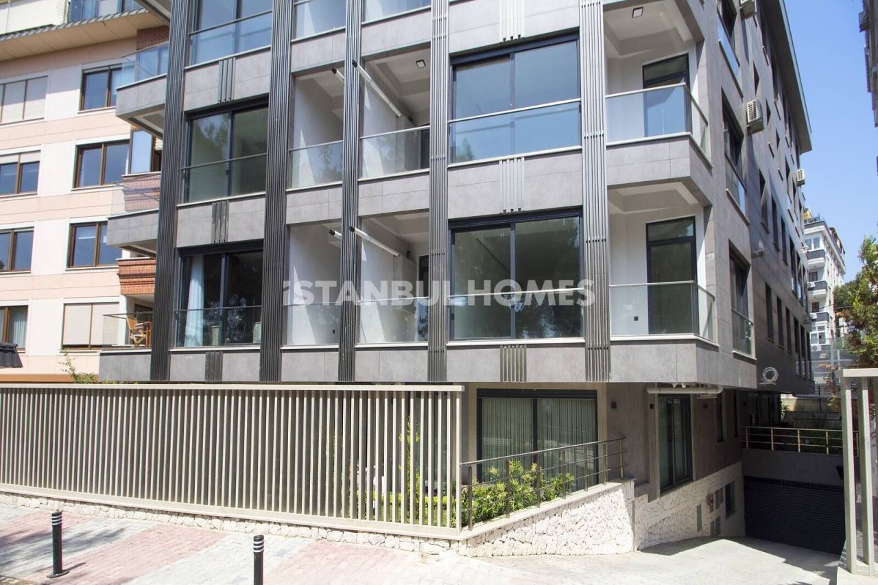 Apartamento en Maltepe, Turquia, 180 m² - imagen 1