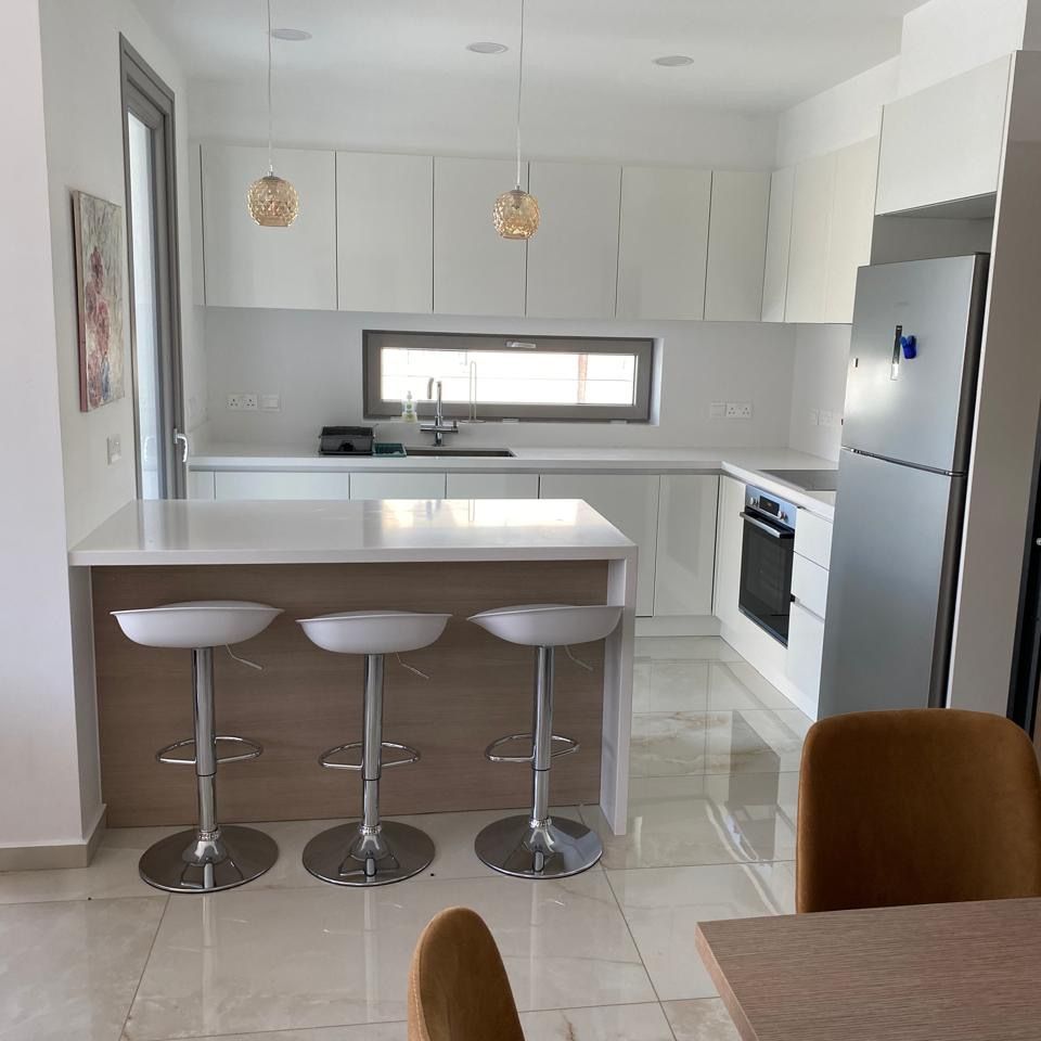 Appartement à Limassol, Chypre, 98 m² - image 1
