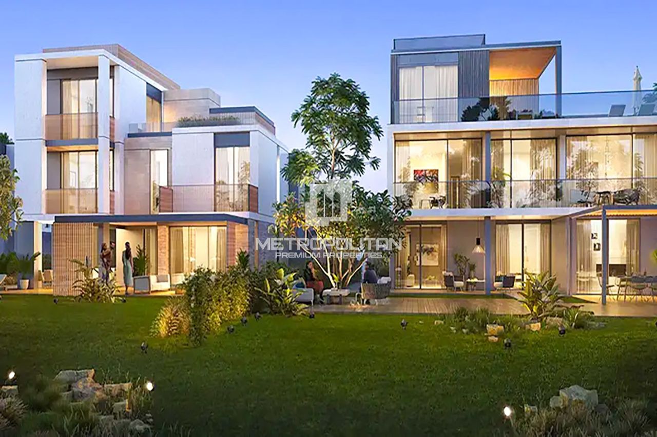 Villa à Dubaï, EAU, 448 m² - image 1