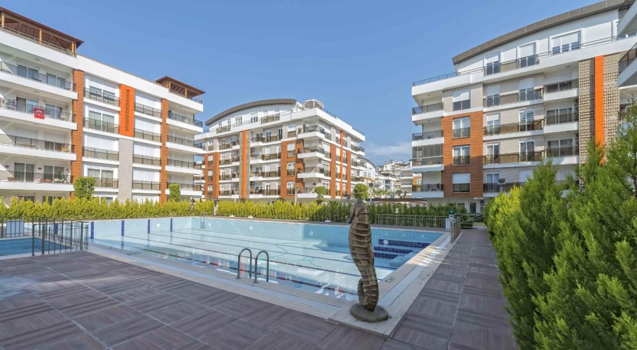 Flat in Antalya, Turkey, 85 m² - picture 1