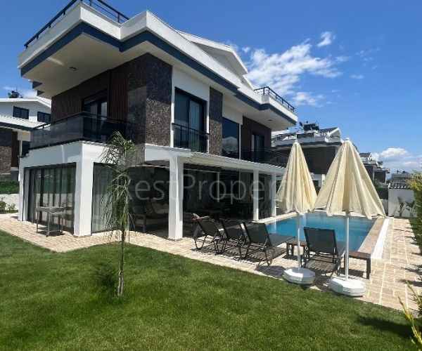 Villa en Fethiye, Turquia, 250 m² - imagen 1