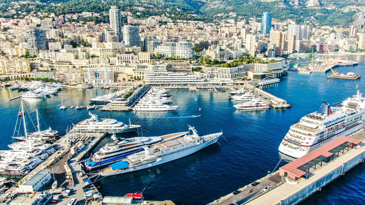 Hotel in Monte-Carlo, Monaco, 19 950 m² - picture 1