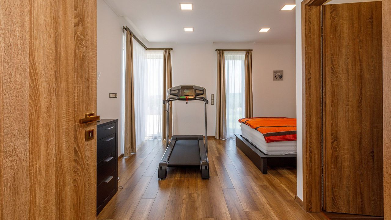 Maison à Keszthely, Hongrie, 182 m² - image 5