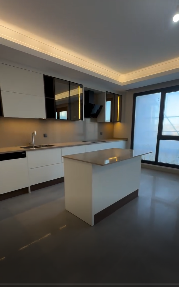Apartamento en Estambul, Turquia, 142 m² - imagen 1