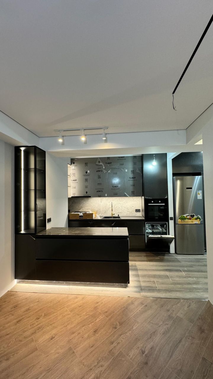 Flat in Tbilisi, Georgia, 98 m² - picture 1