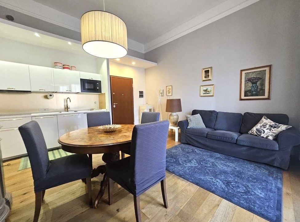 Flat in Florence, Italy, 80 m² - picture 1
