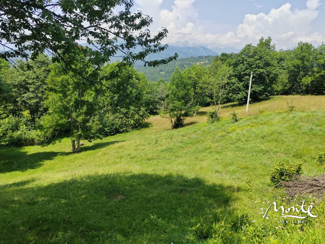 Grundstück in Kolasin, Montenegro, 1 313 m² - Foto 1