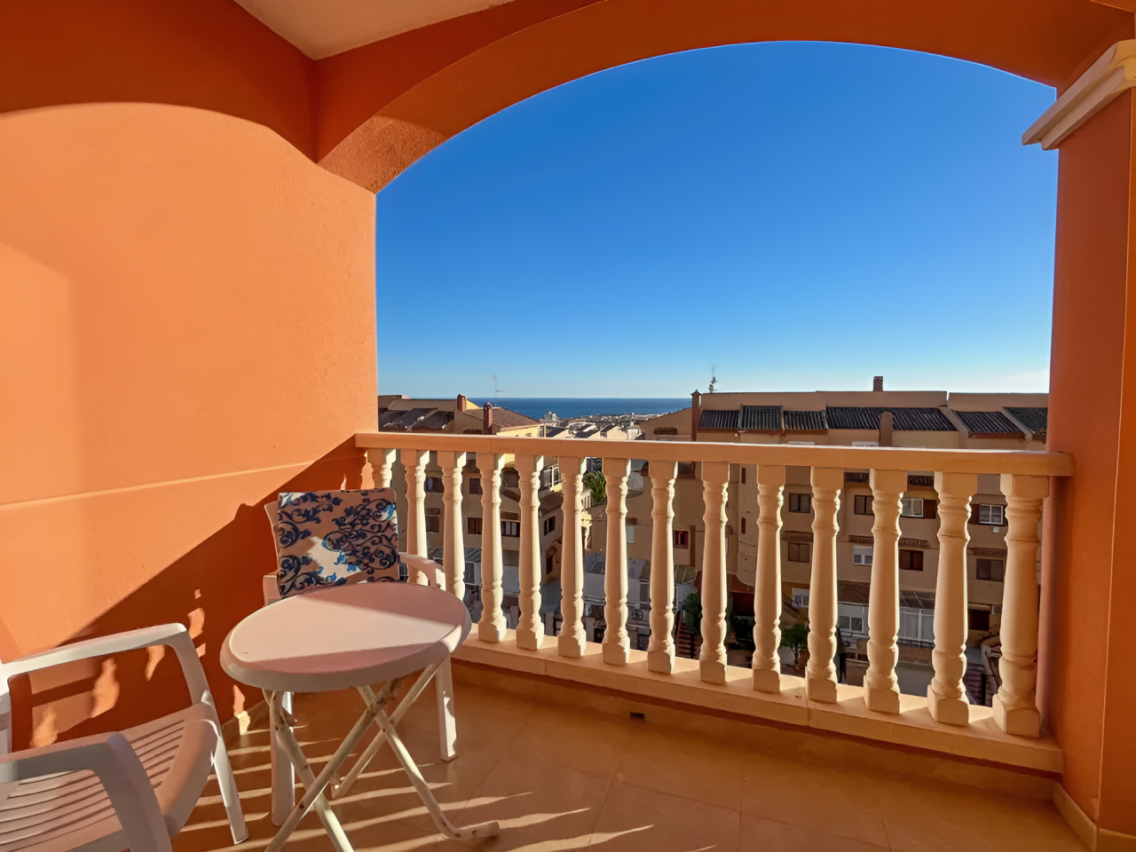 Wohnung in Torrevieja, Spanien, 50 m² - Foto 1