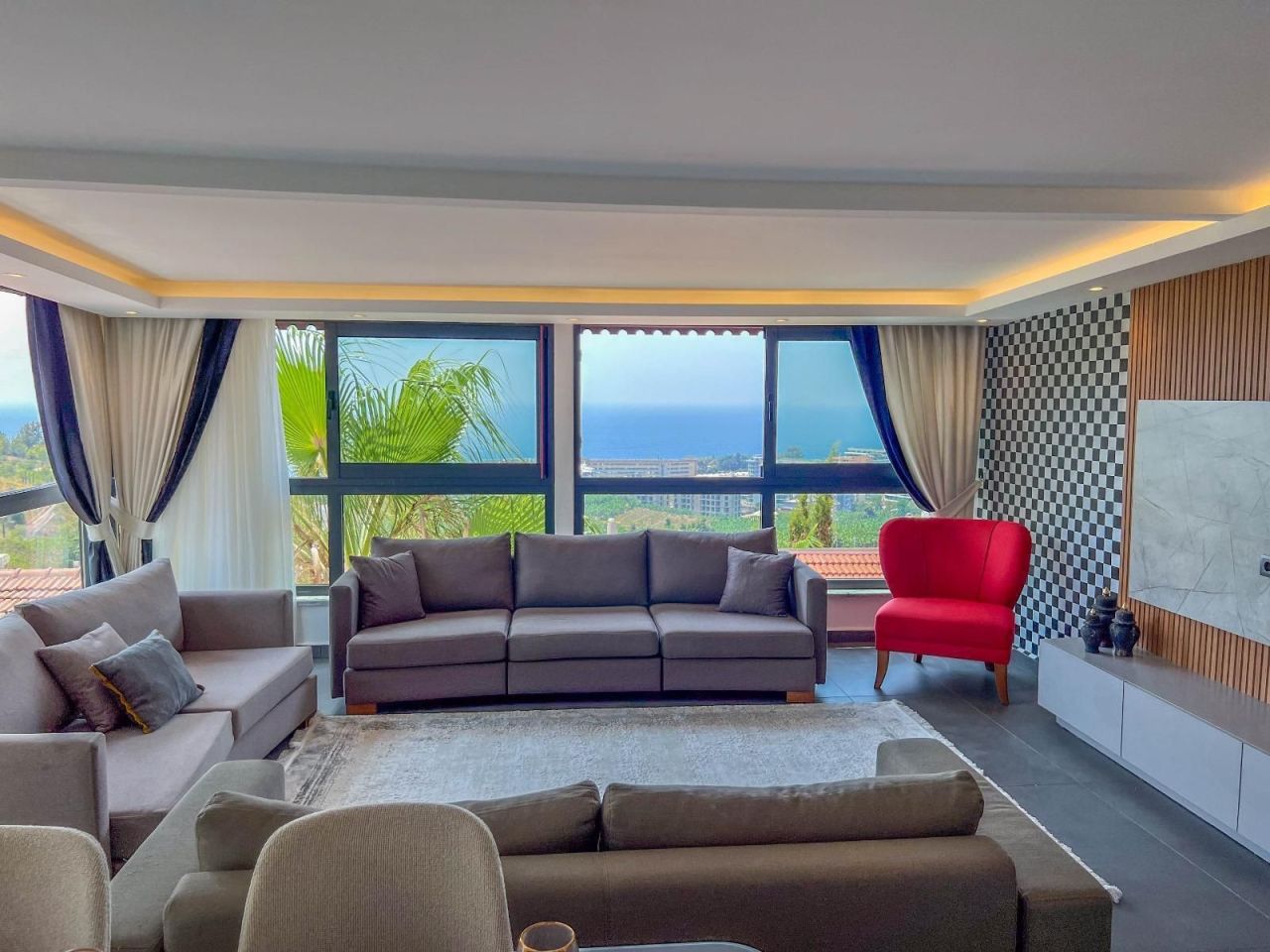 Villa à Alanya, Turquie, 160 m² - image 1