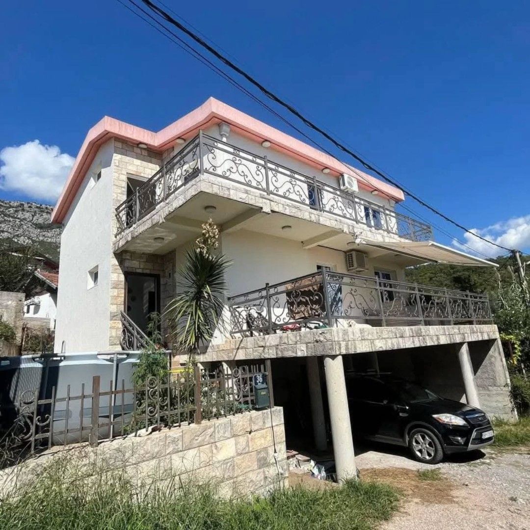 Casa en el Bar, Montenegro, 175 m² - imagen 1