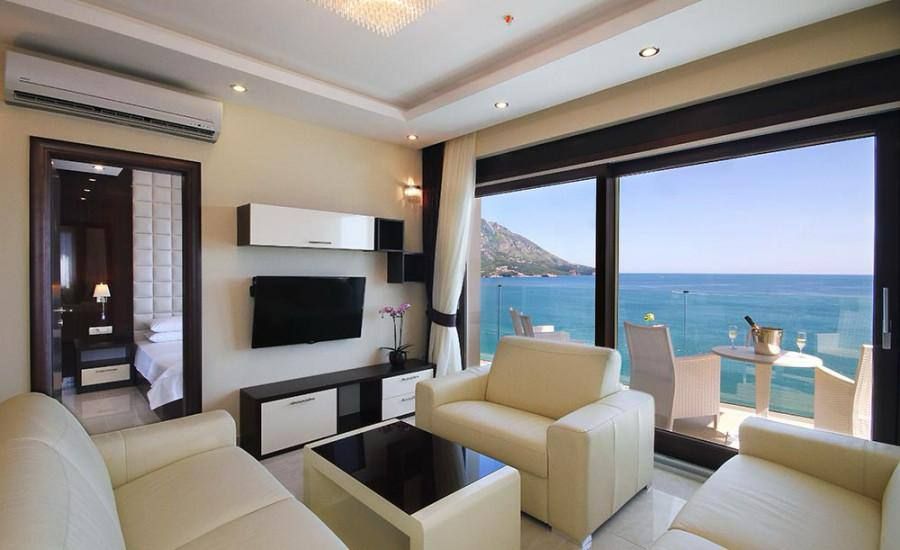 Wohnung in Becici, Montenegro, 83 m² - Foto 1