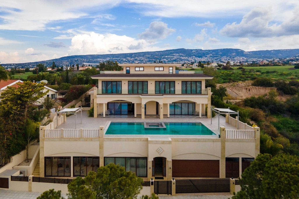 Appartement à Paphos, Chypre, 810 m² - image 1
