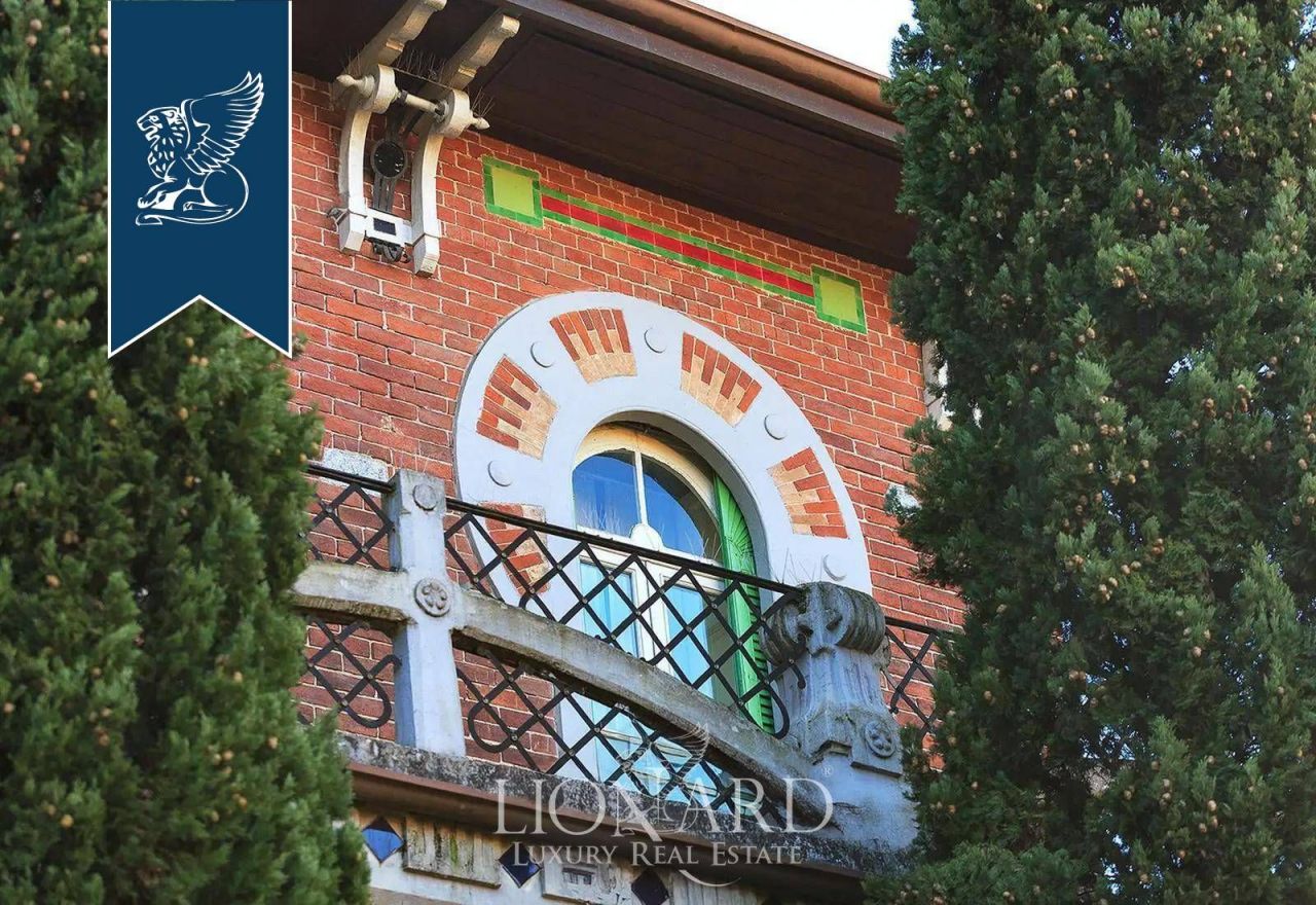 Villa a Sesto Calende, Italia, 800 m² - foto 3