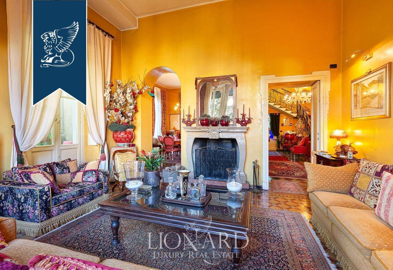 Villa a Sesto Calende, Italia, 800 m² - foto 6