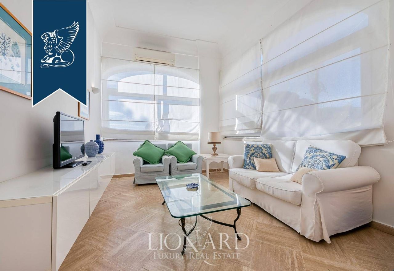 Casa en Capri, Italia, 560 m² - imagen 11