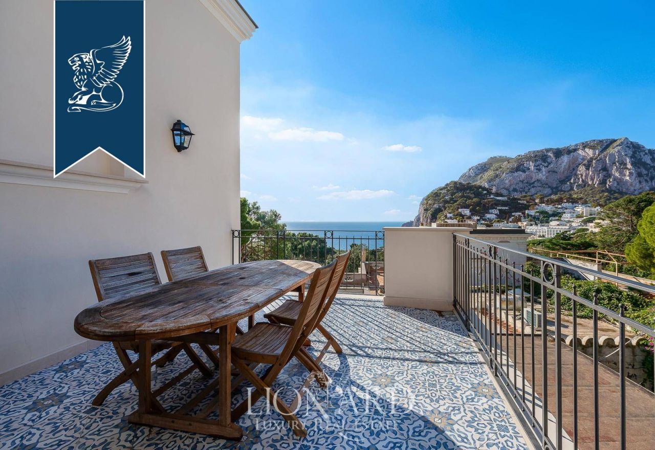 Casa en Capri, Italia, 560 m² - imagen 16