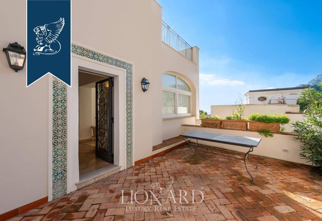 Casa en Capri, Italia, 560 m² - imagen 18