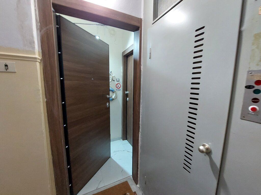 Flat in Thessaloniki, Greece, 33 m² - picture 12