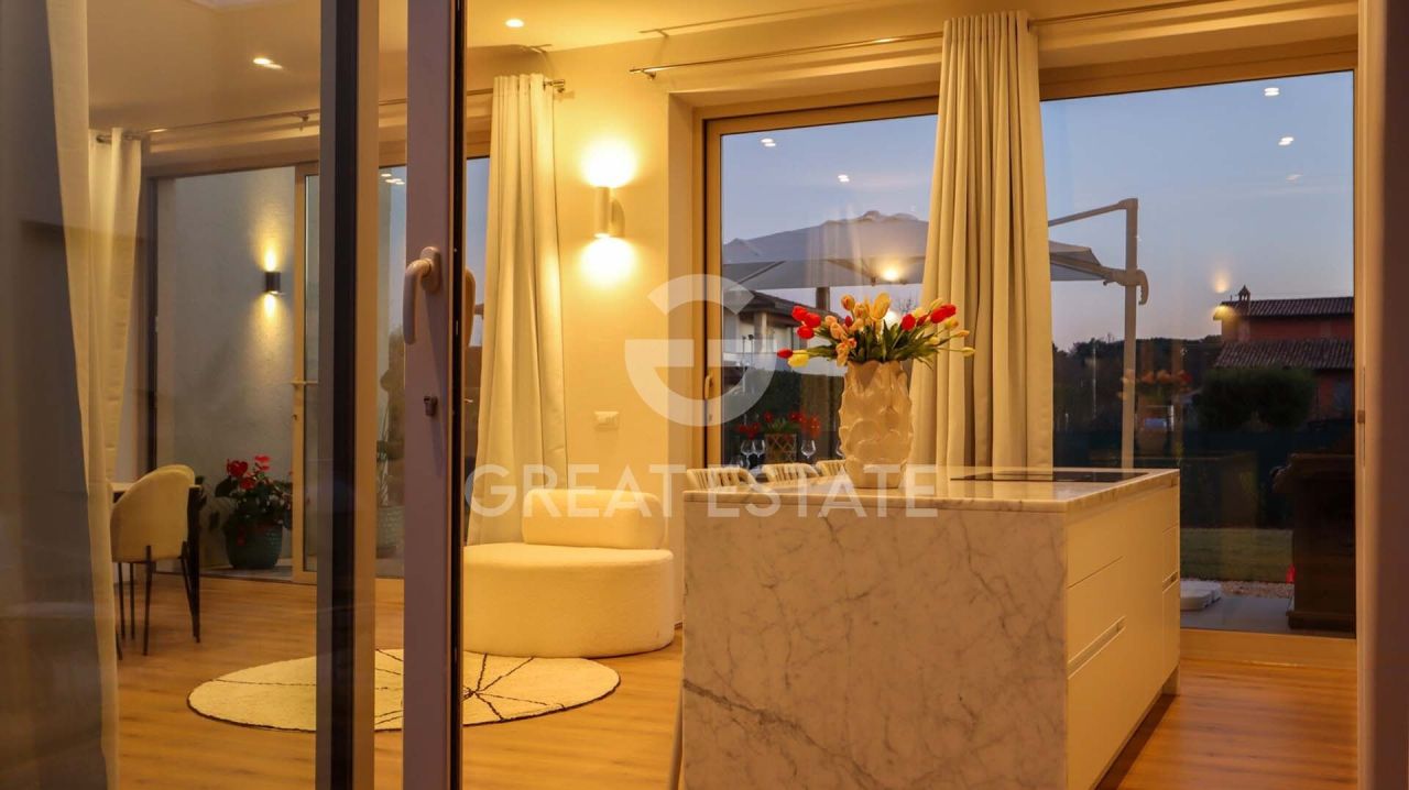 Villa a Castiglione del Lago, Italia, 162.04 m² - foto 15