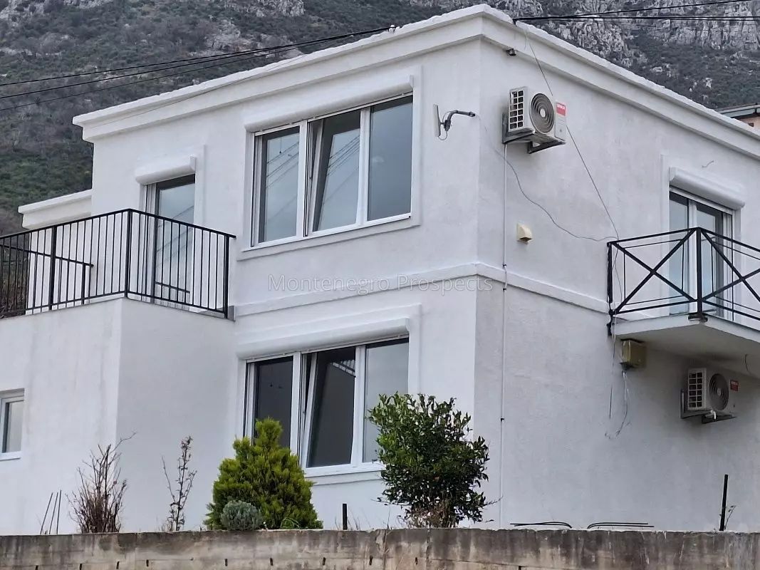 House in Bar, Montenegro, 130 m² - picture 1