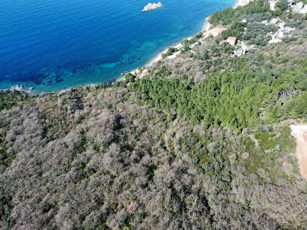 Terreno en Sveti Stefan, Montenegro - imagen 3