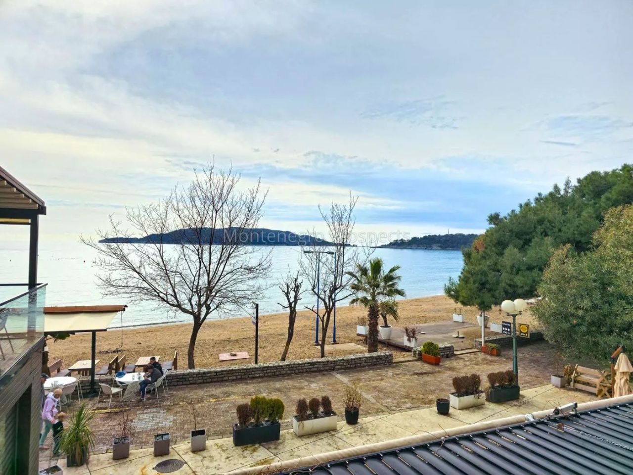 Apartamento en Rafailovici, Montenegro, 85 m² - imagen 1