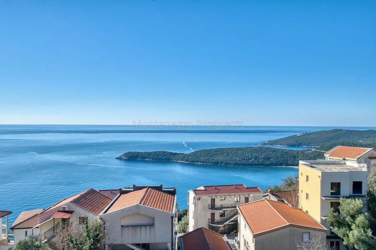 Apartment in Budva, Montenegro, 75 m² - picture 1