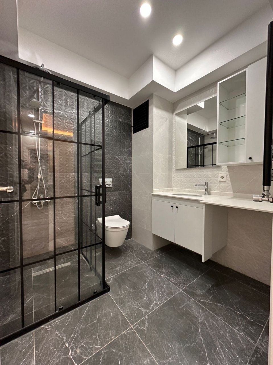 Apartment in Istanbul, Turkey, 80 m² - picture 8