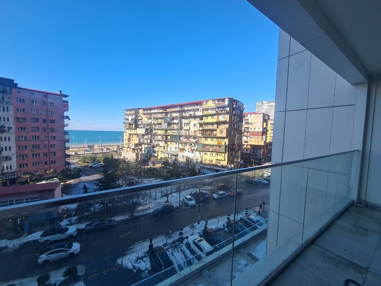 Appartement à Batoumi, Géorgie, 54 m² - image 1