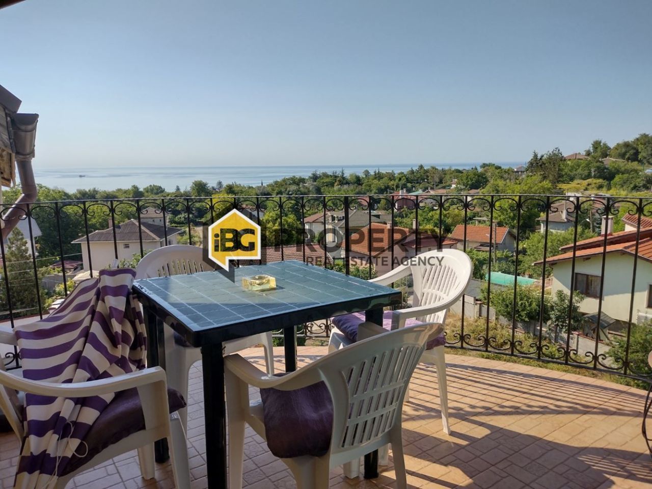 Piso en Balchik, Bulgaria, 126 m² - imagen 1