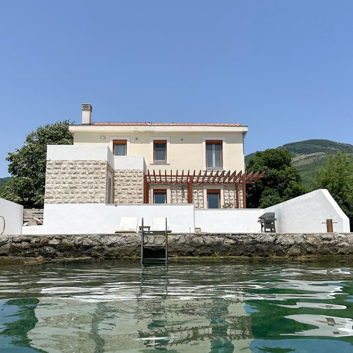 Villa en Bijela, Montenegro, 110 m² - imagen 1