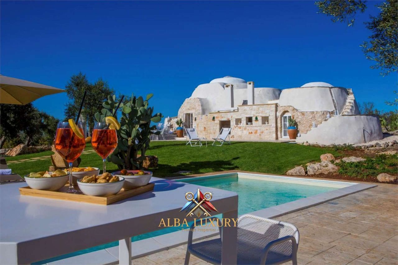 Villa in Ostuni, Italien, 100 m² - Foto 1