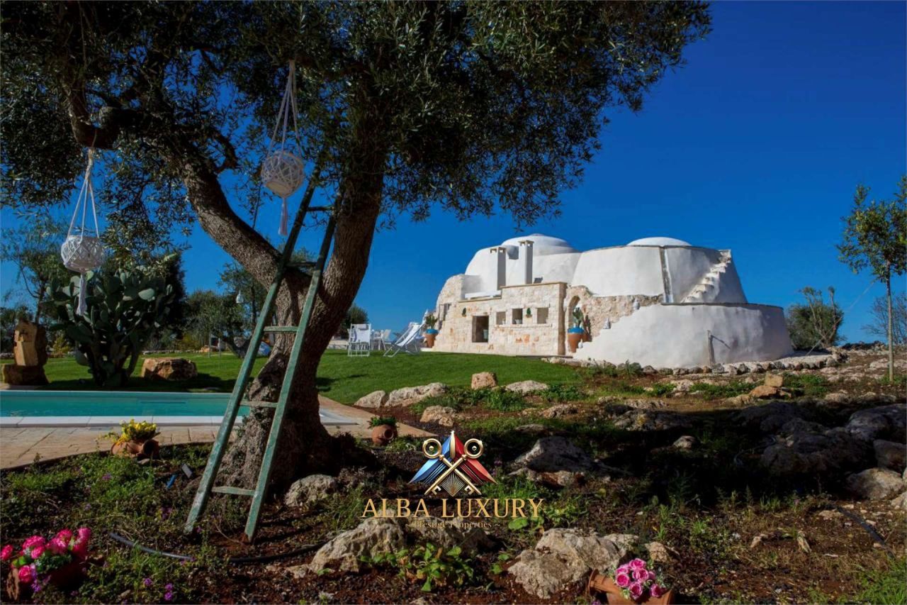 Villa in Ostuni, Italy, 700 m² - picture 8