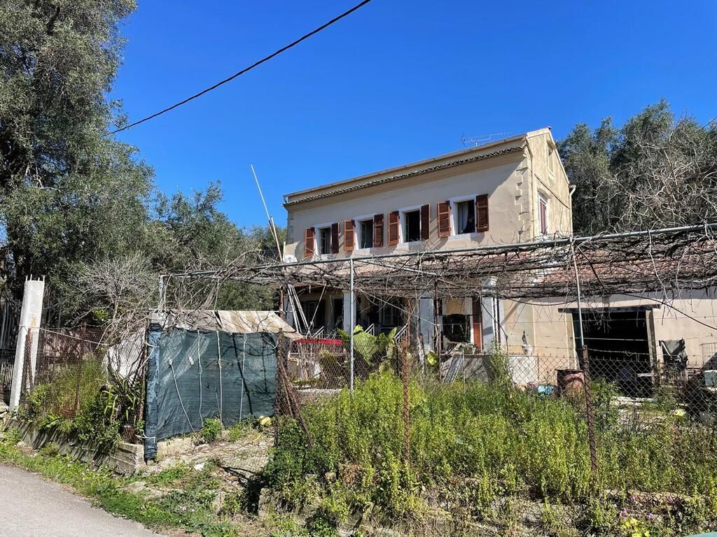 House in Corfu, Greece, 150 m² - picture 1