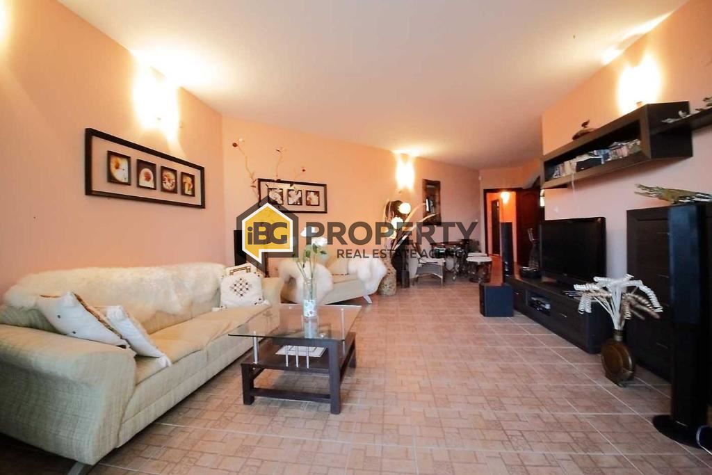 Piso en Balchik, Bulgaria, 93 m² - imagen 1
