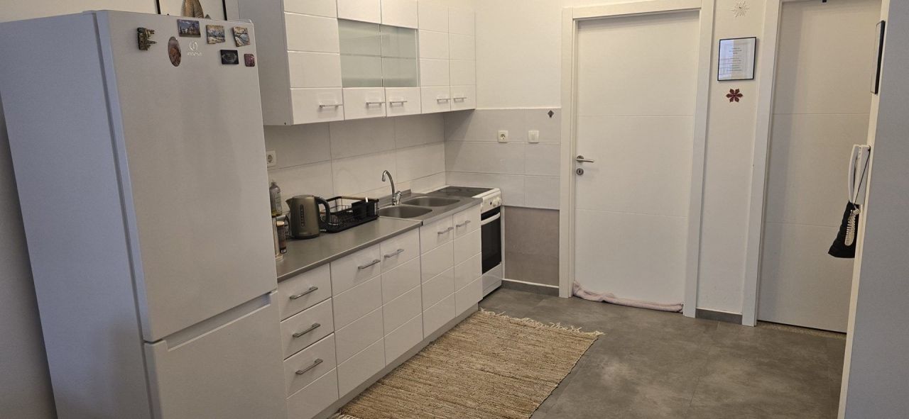 Piso en Budva, Montenegro, 58 m² - imagen 4