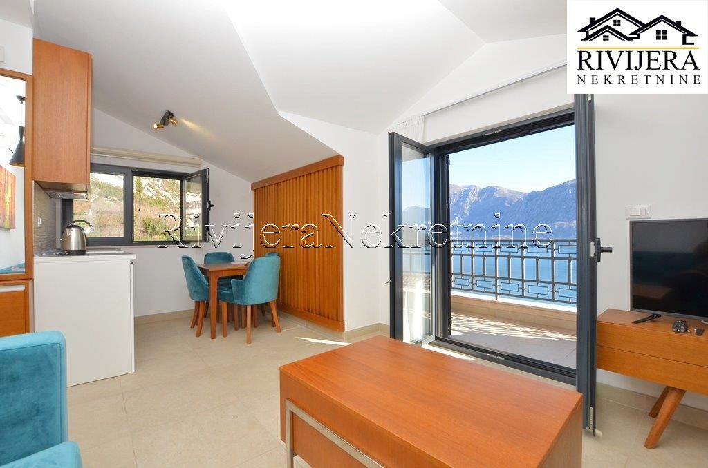 Appartamento a Kotor, Montenegro, 45 m² - foto 2