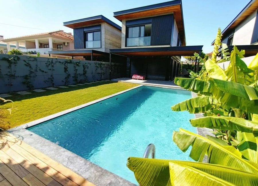 Villa à Cesme, Turquie, 160 m² - image 1