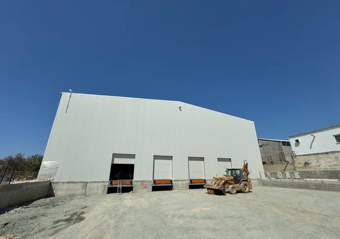 Commercial property in Ypsonas, Cyprus, 8 700 m² - picture 1