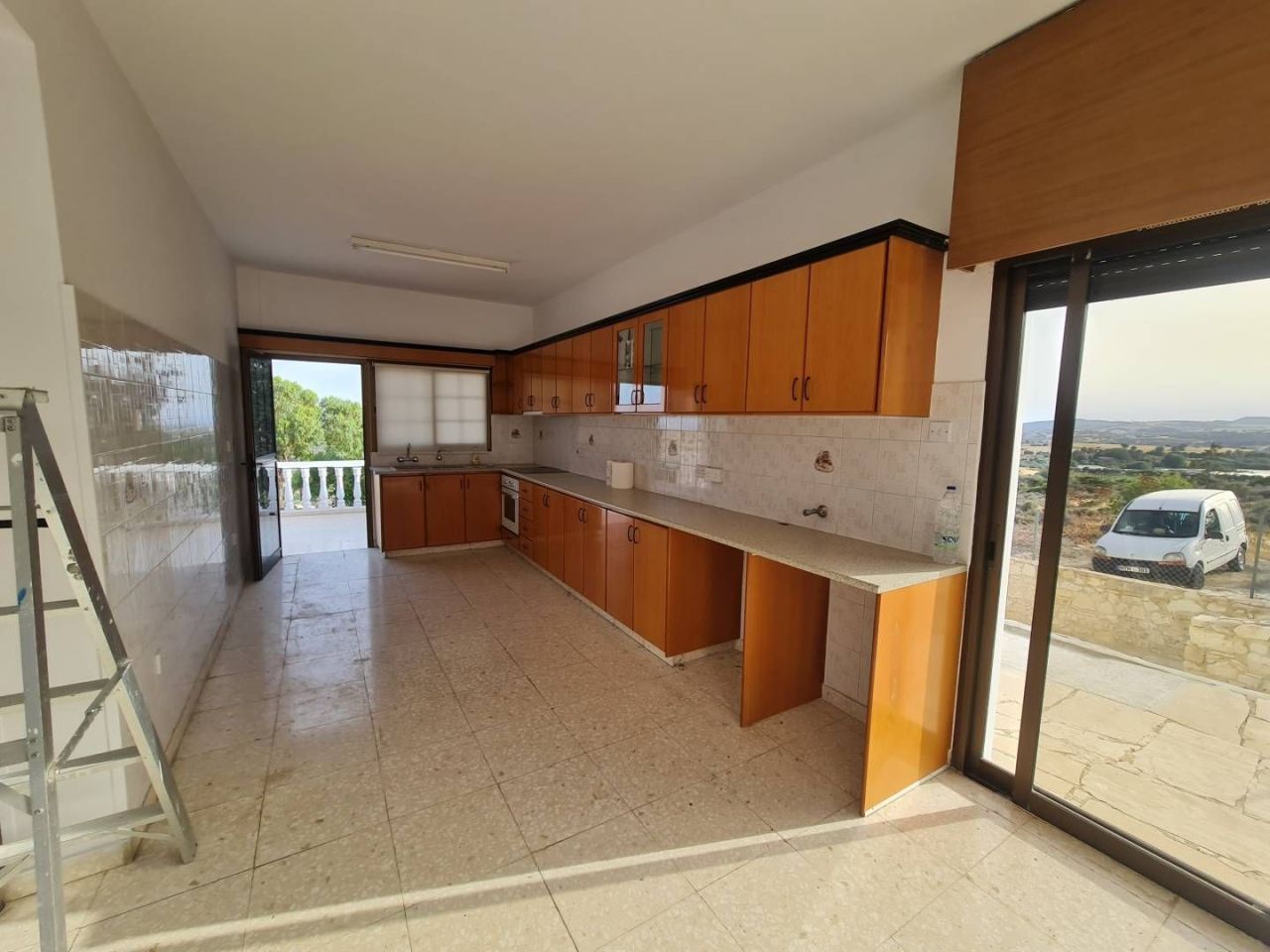 Casa en Lárnaca, Chipre, 300 m² - imagen 3
