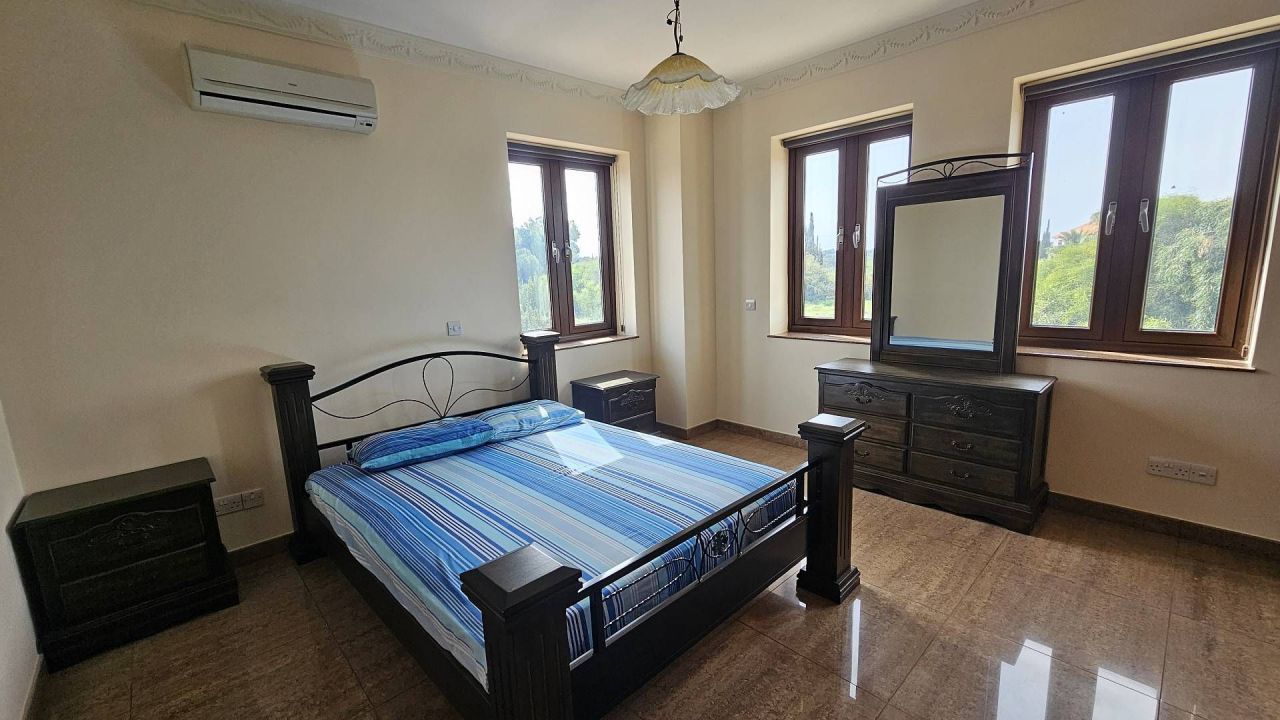 Maison à Protaras, Chypre, 495 m² - image 4