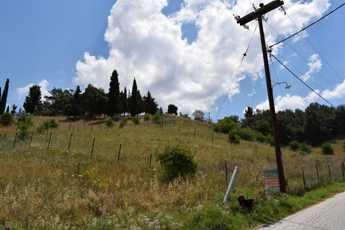 Land in Thessaloniki, Greece, 596 m² - picture 1