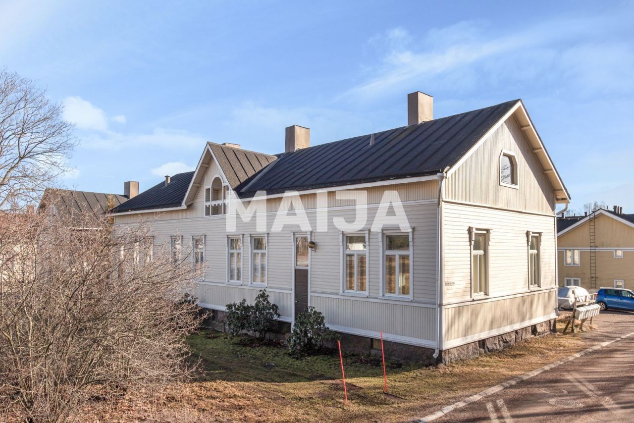 Piso en Kotka, Finlandia, 52.5 m² - imagen 1